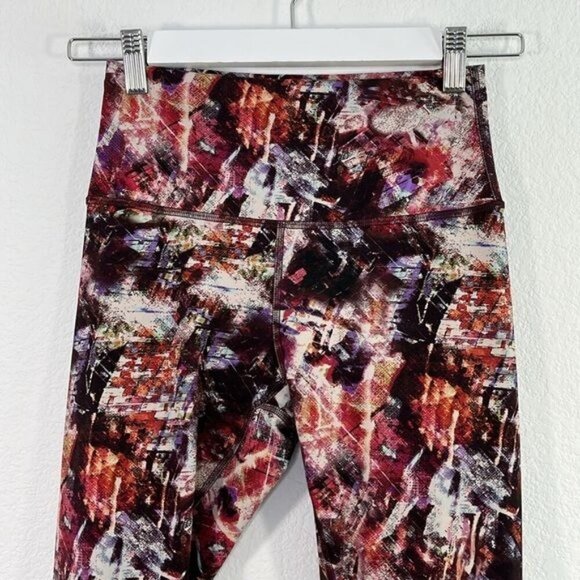 Lululemon Invigorate‎ High-Rise Tight 25" Urbantricity size 6 - Picture 3 of 10